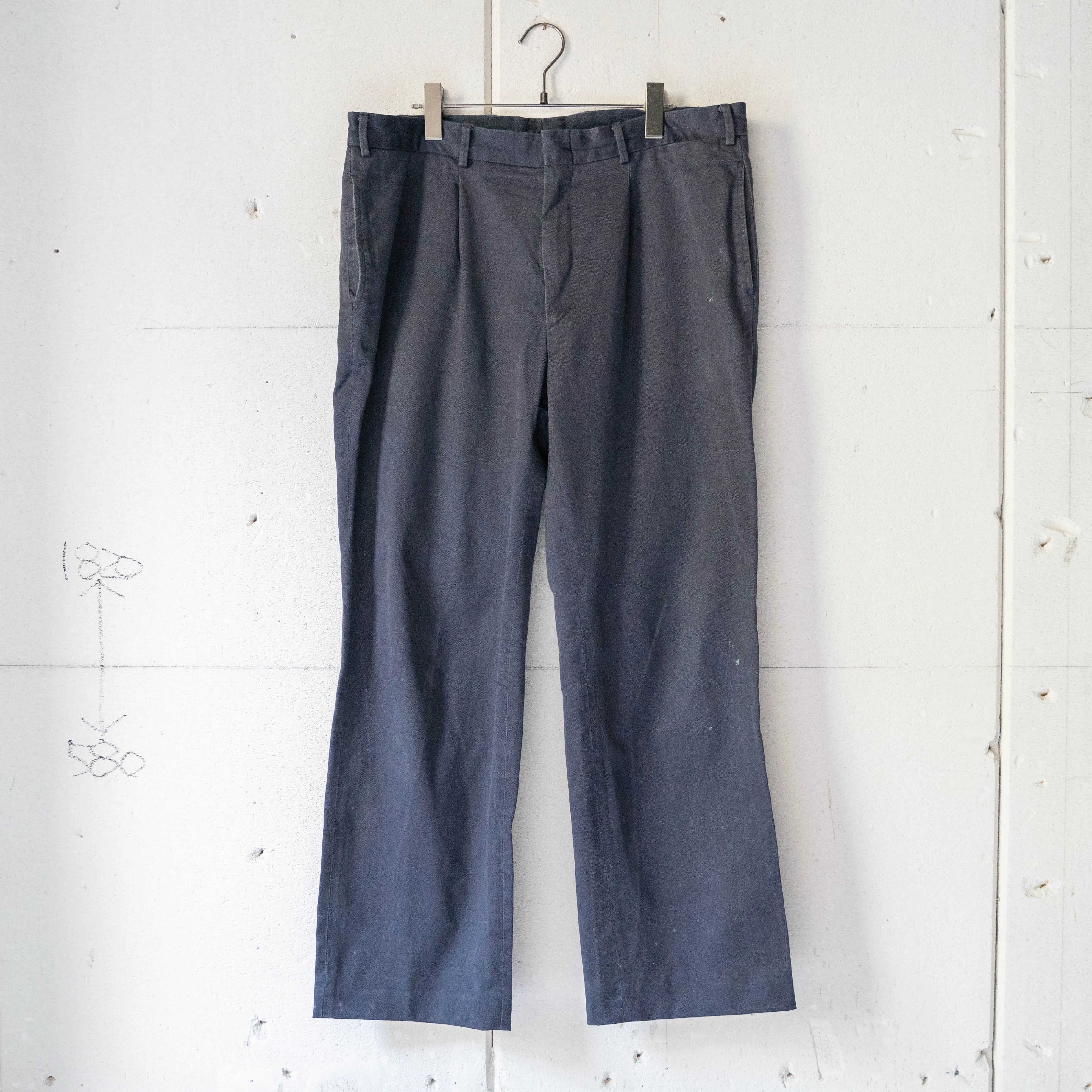 1980-90s Italian military navy color one tuck chino pants -good fade-