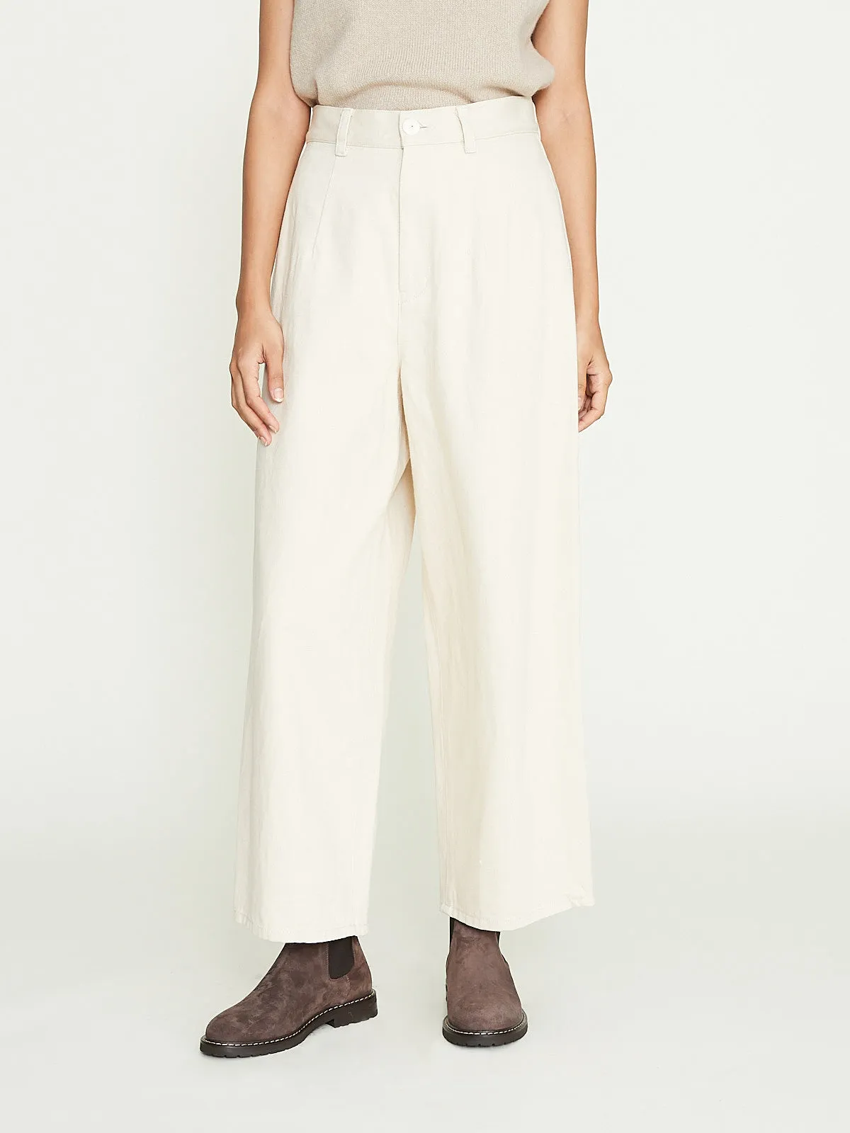 Bulky Chino Pants in Natural