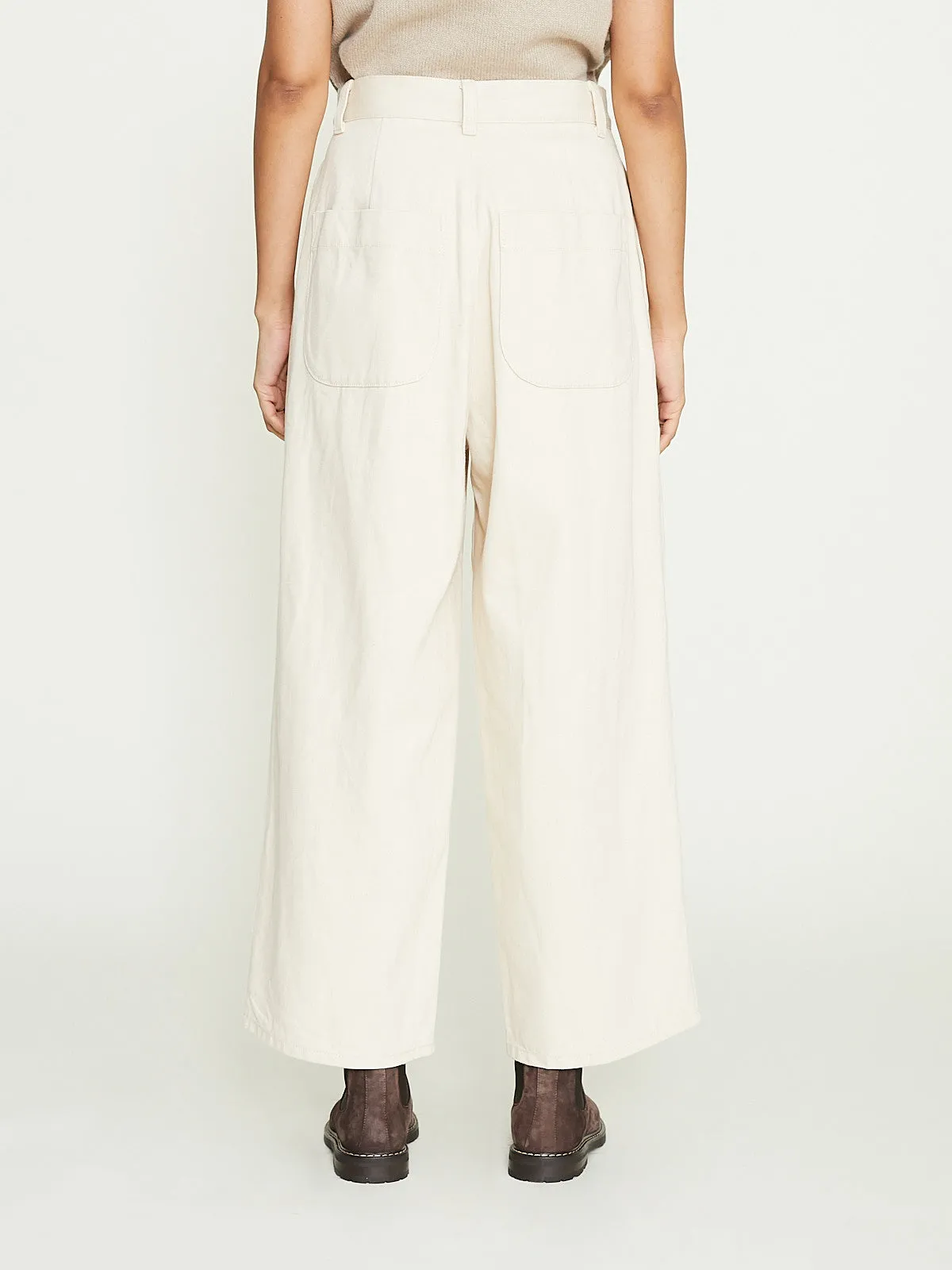 Bulky Chino Pants in Natural