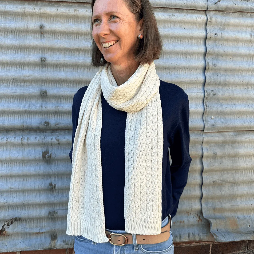 Danthonia Pure Millpost Merino Cable Knit Scarf