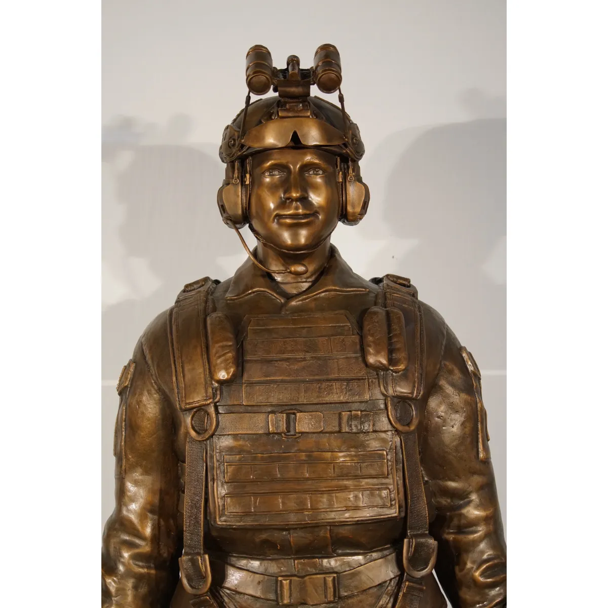 Freefall Jumper Soldier Statue