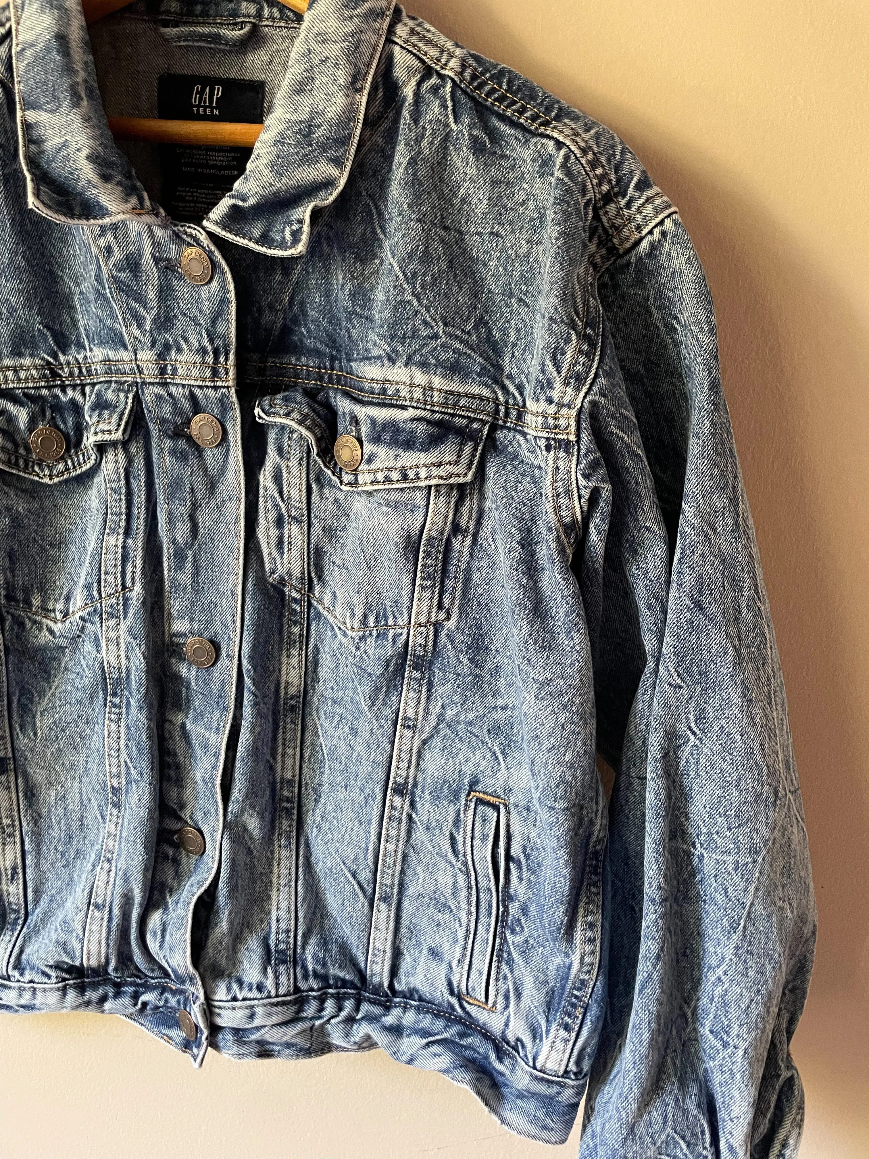 GAP Acid Washed Cropped Denim Jacket - S/M