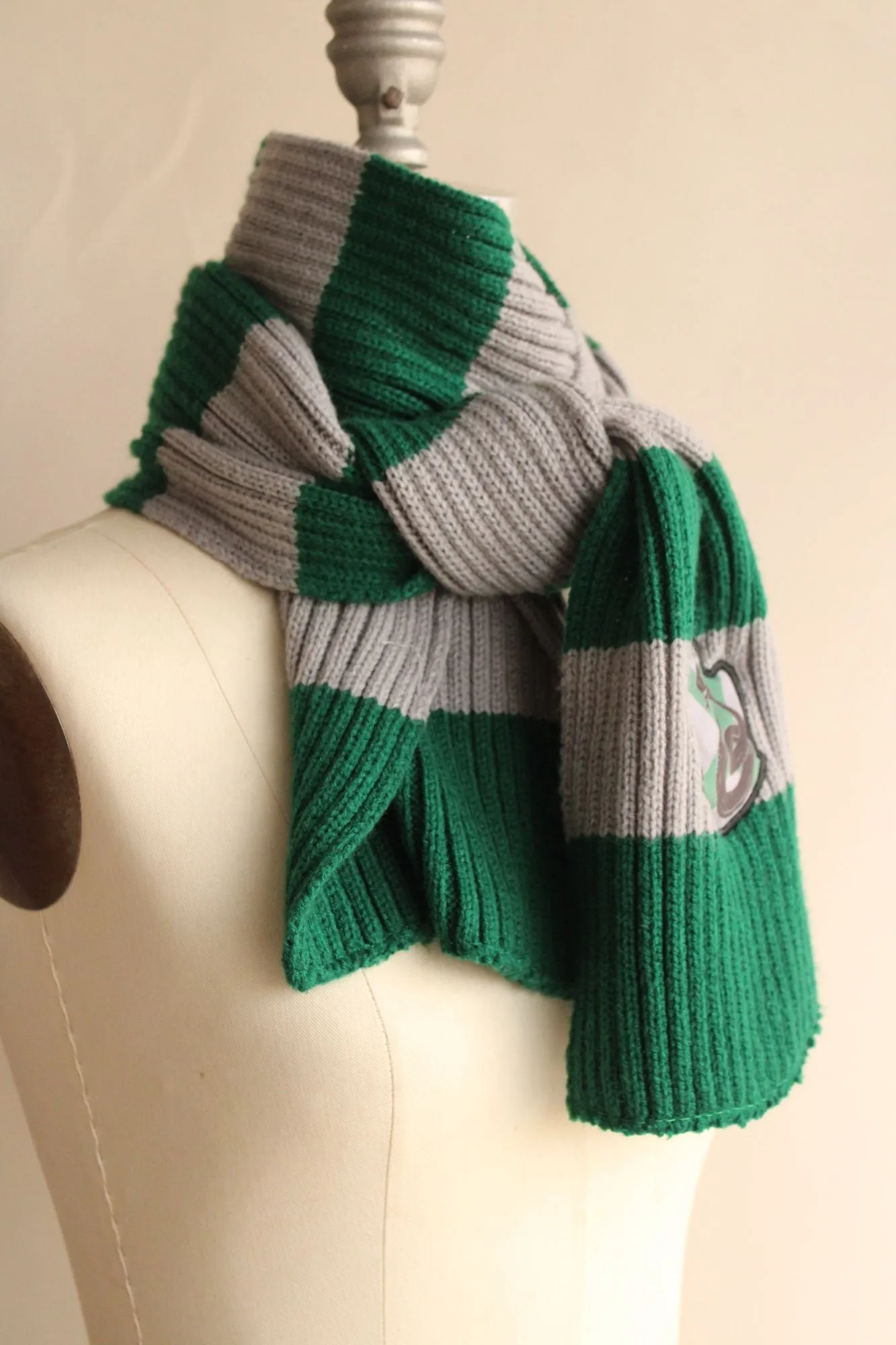 Harry Potter Slytherin Scarf, Unisex, Knit, Green and Gray, Hogwarts Houses