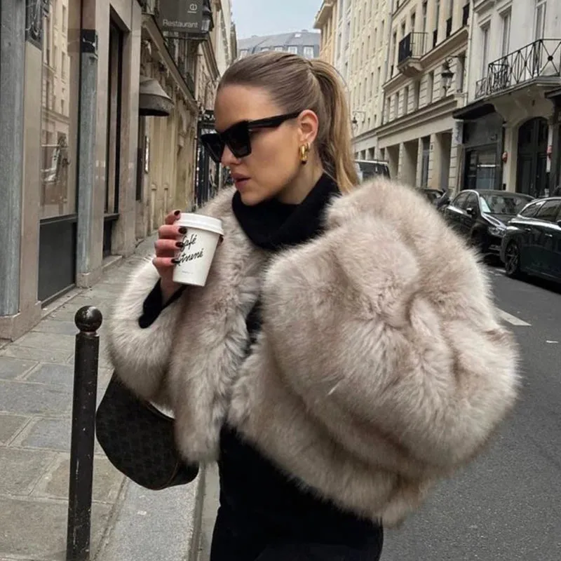 Iconic Street Faux Fur Coat Women Winter Fluffy Short Fur Jacket