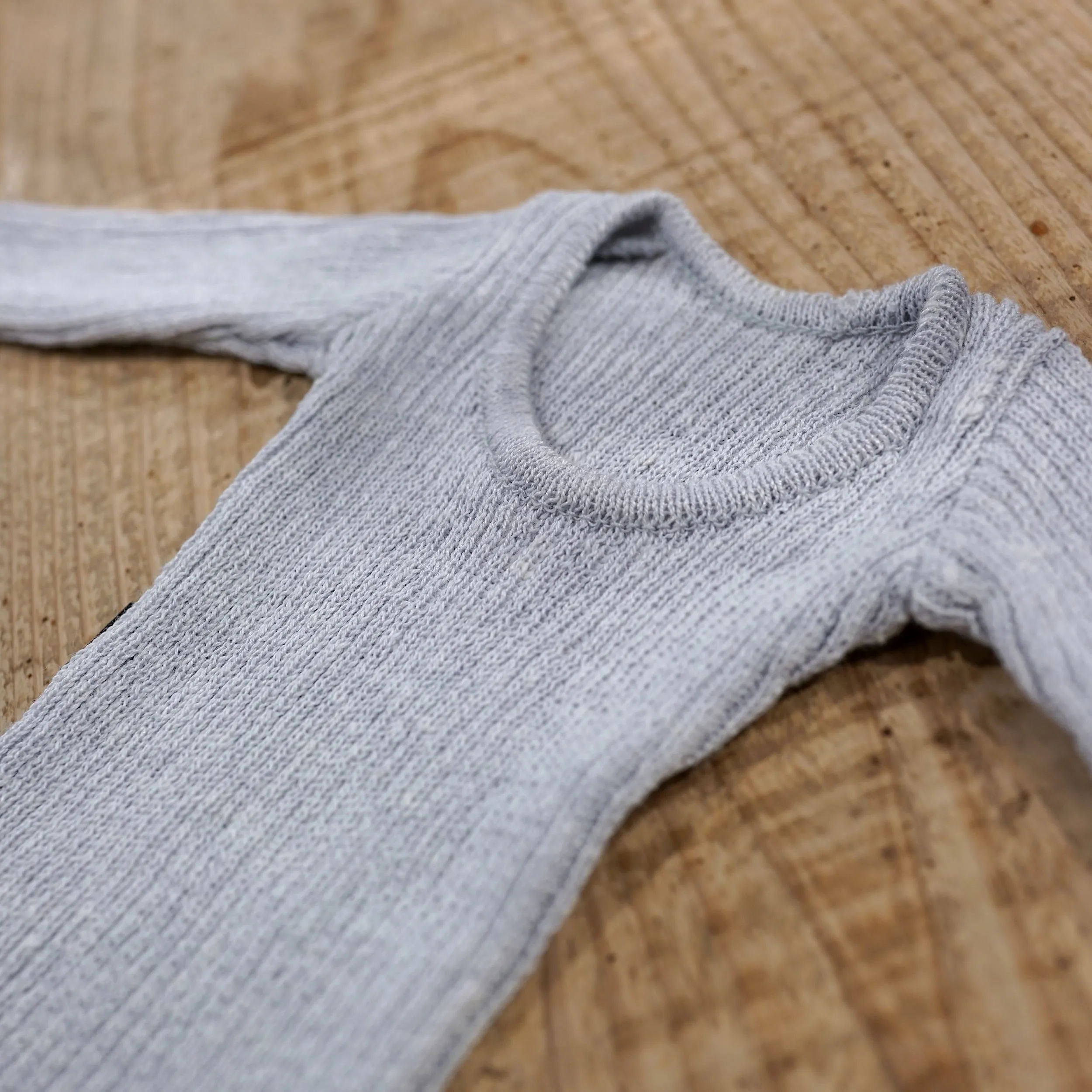 Low Neck Rib Knit Sweater