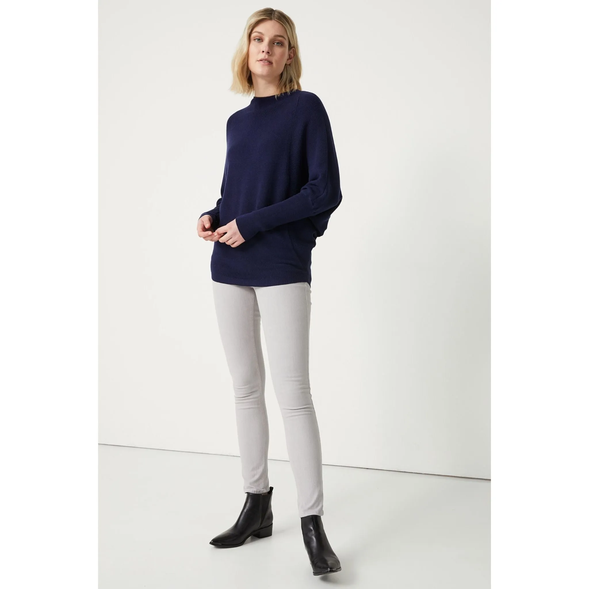 Olinda Crew Neck Jumper - Navy