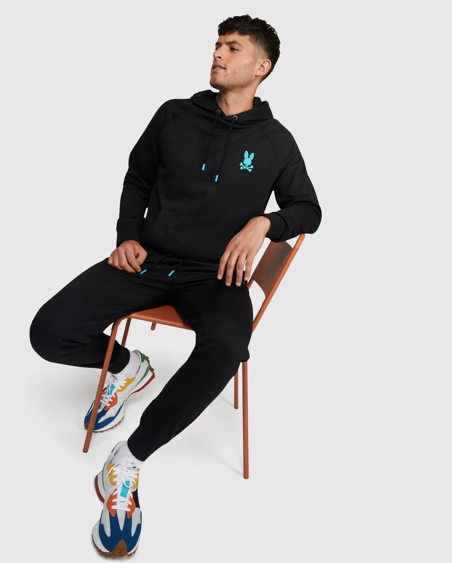 Psycho Bunny Bennett Popover Hoodie in Black