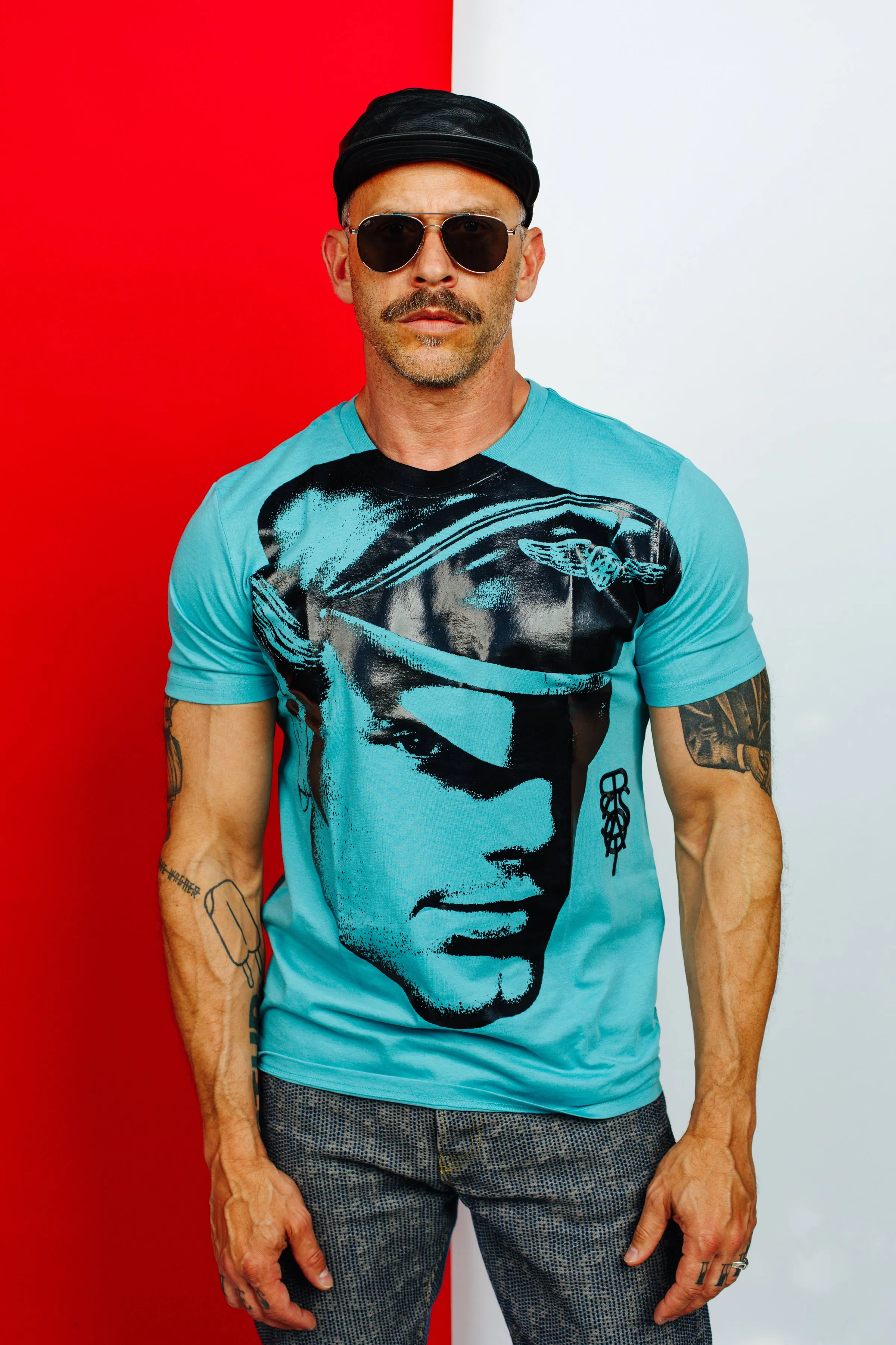 TOM OF FINLAND x WE ARE SPASTOR BIKER HEAD TEE - EMERALD