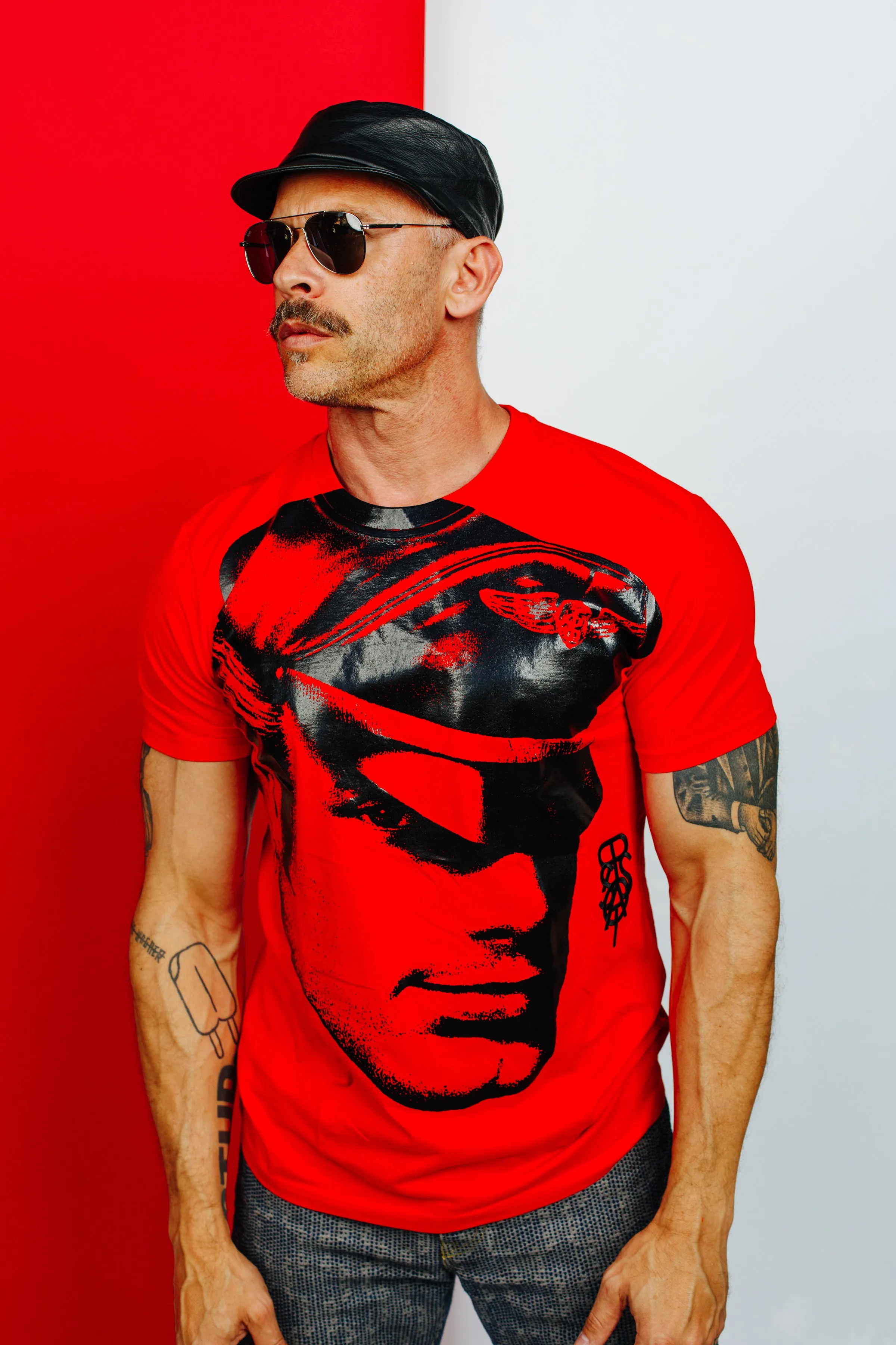 TOM OF FINLAND x WE ARE SPASTOR BIKER HEAD TEE - RED