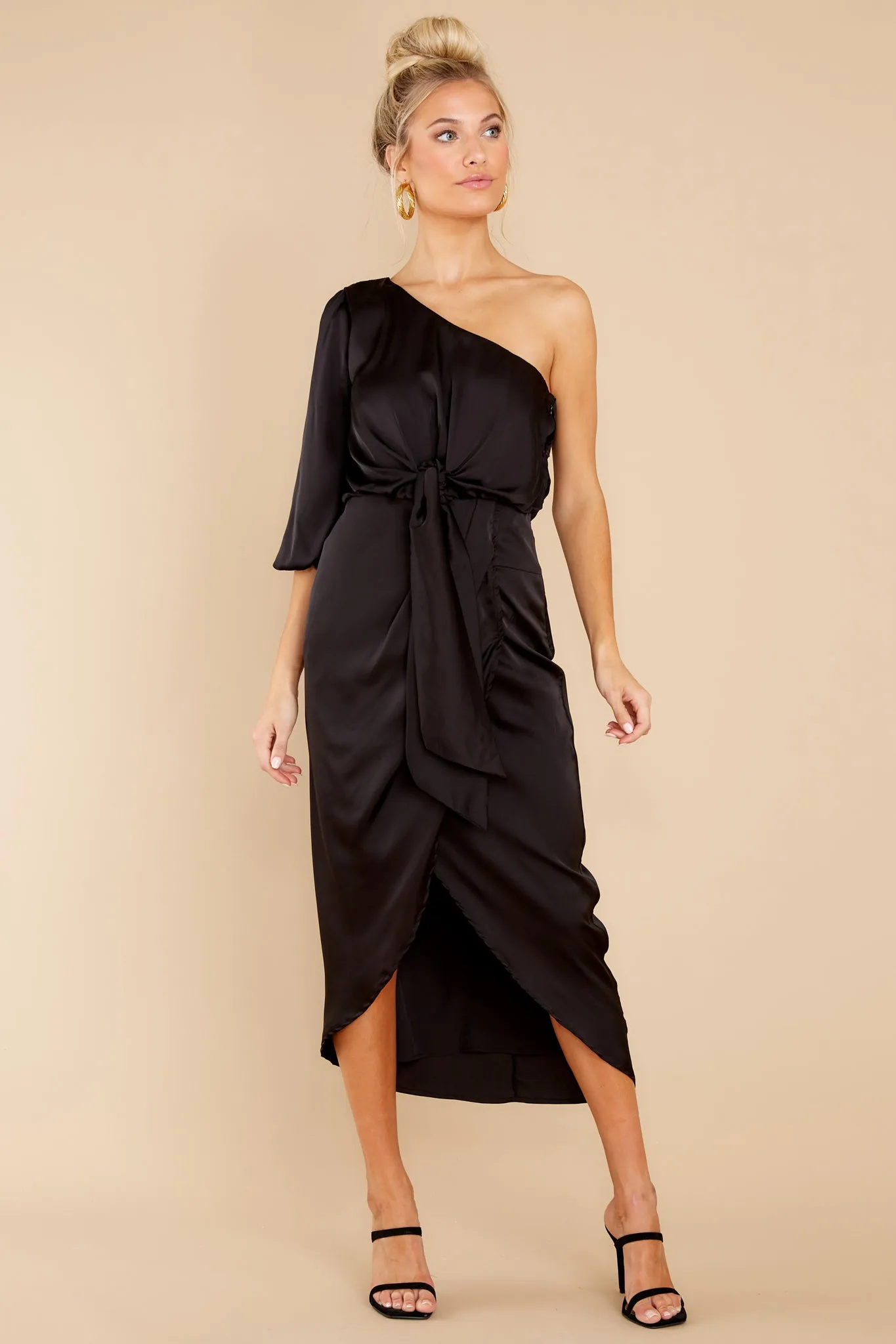 Type Of Elegance Black Midi Dress