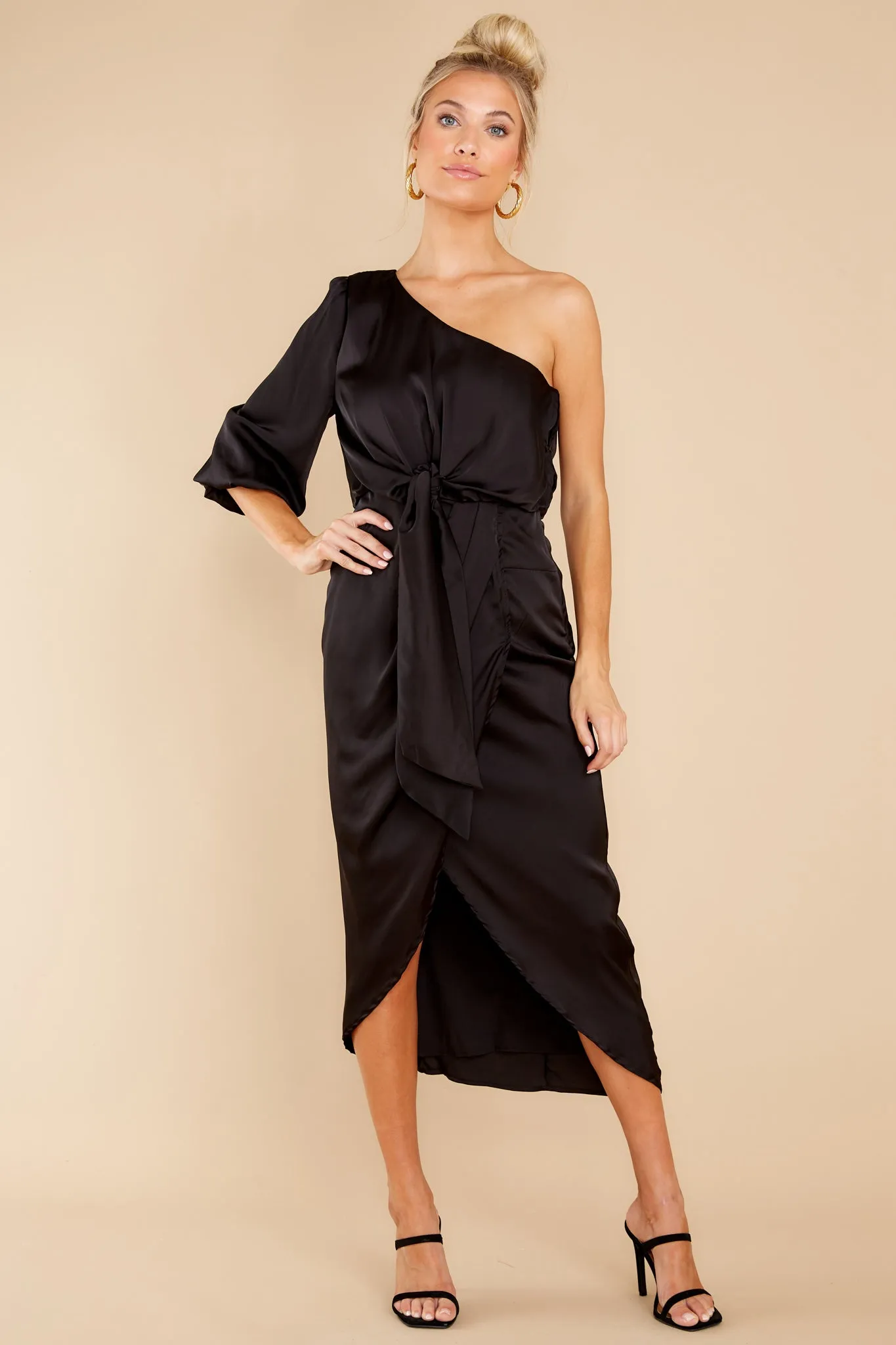 Type Of Elegance Black Midi Dress